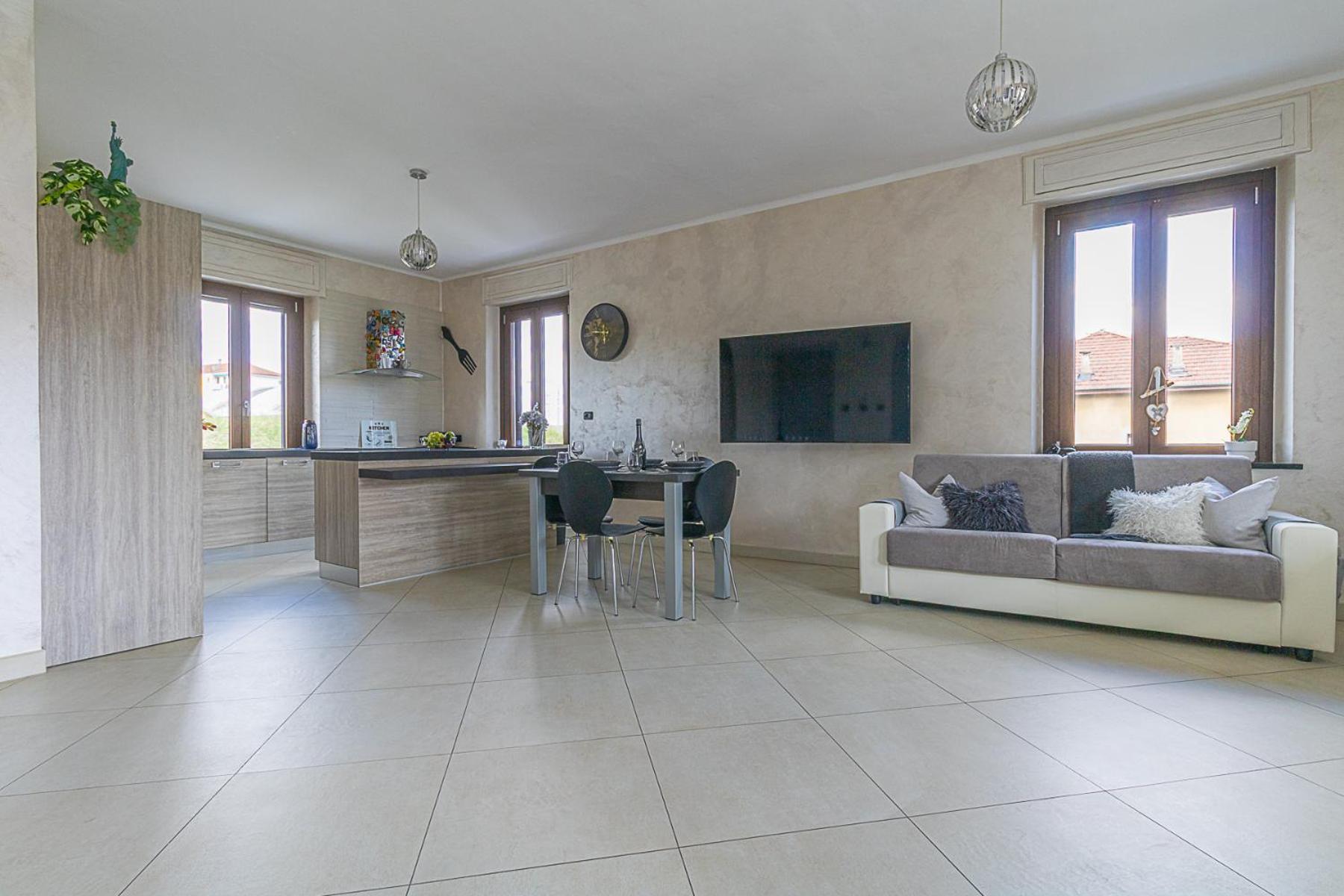 Appartamento In Villa Con Piscina Privata E Jacuzzi Ad Uso Esclusivo Ривароло Канавезе Екстериор снимка
