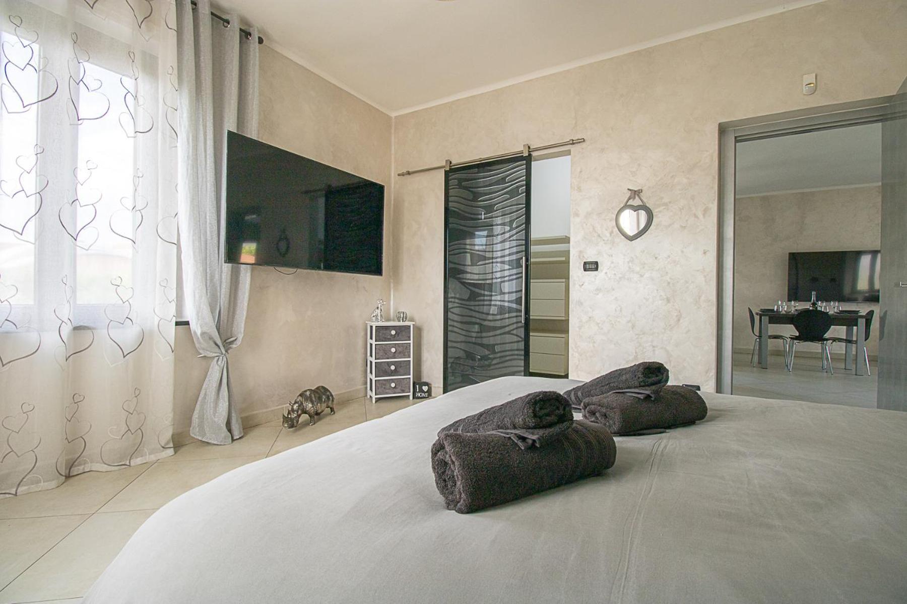 Appartamento In Villa Con Piscina Privata E Jacuzzi Ad Uso Esclusivo Ривароло Канавезе Екстериор снимка